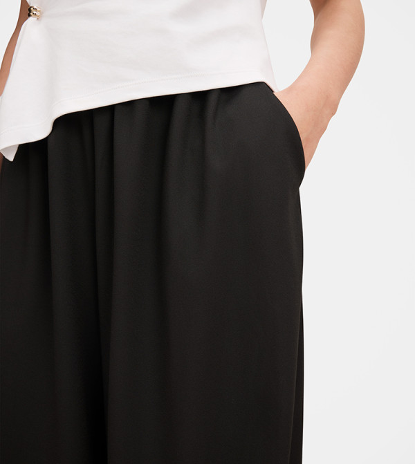 Forever New Forever New - BLACK Casual Pants