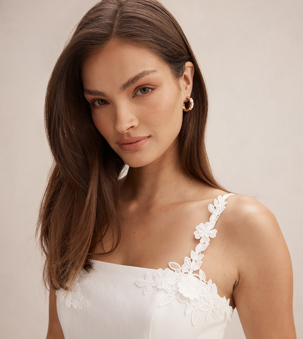 Forever New Forever New - White Midi Dresses