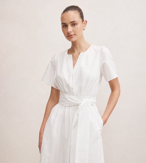 فوريفر نيو فساتين - أبيض Midi Dresses