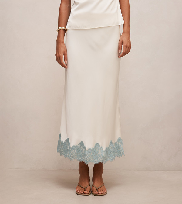 Forever New Women - Cream Midi Skirts