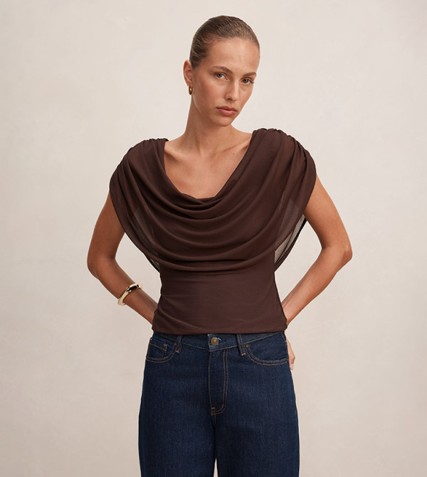فوريفر نيو فوريفر نيو - بني  Casual Tops