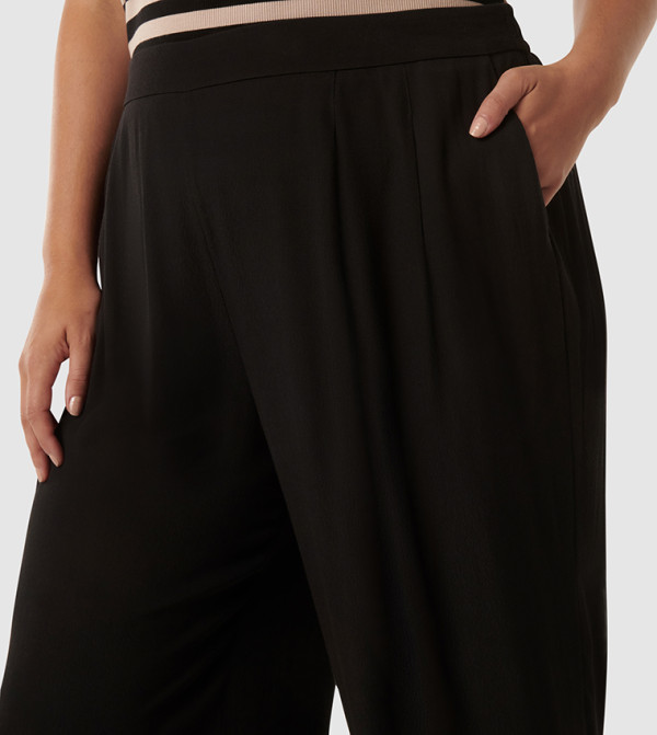 Forever New  Pants & Leggings - Black Pants & Leggings