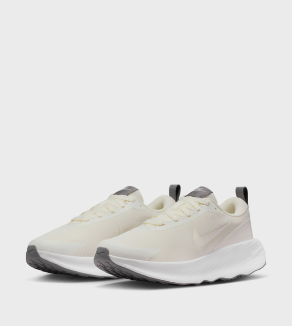 Nike  Sports Shoes - Beige Walking Shoes