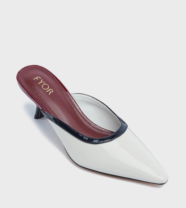 Fyor Fyor - White Pumps