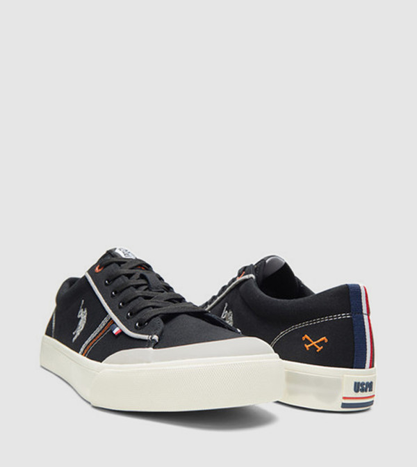 U.S. Polo Assn. U.S. POLO ASSN. - Black Low Top