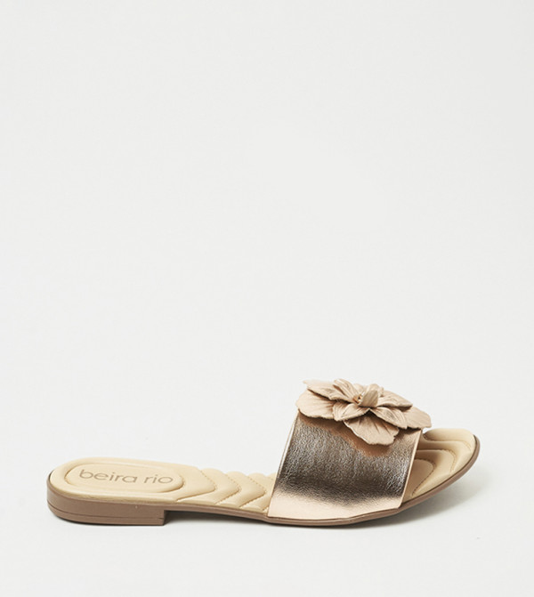 Beira Rio Beira Rio - Gold Flat Sandals