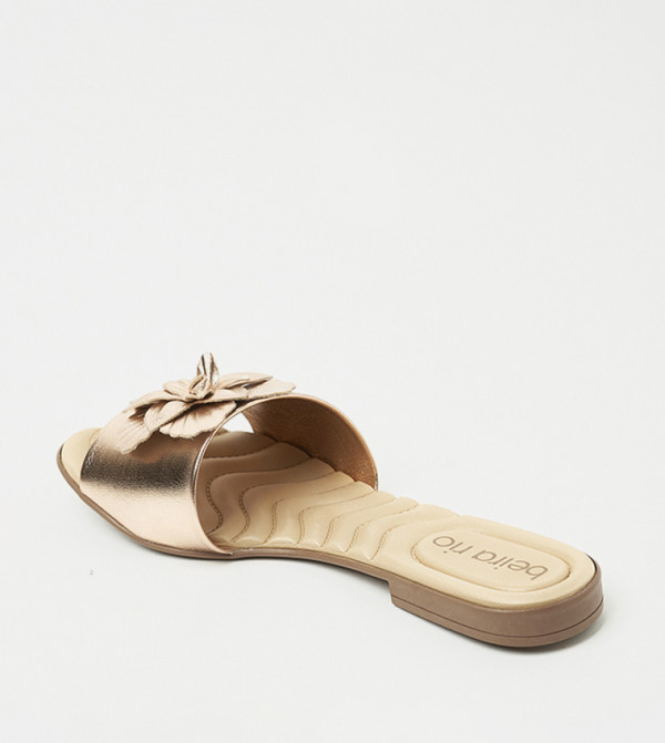 Beira Rio Beira Rio - Gold Flat Sandals