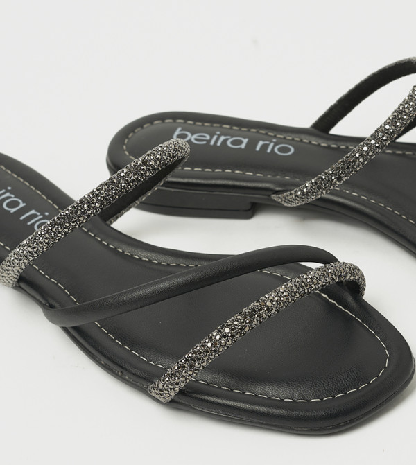 Beira Rio Beira Rio - Black Flat Sandals