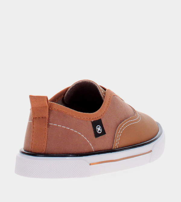 MOLEKINHO MOLEKINHO - Tan Casual Slip-On's