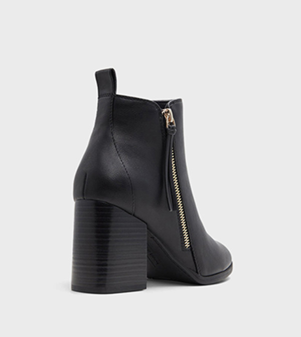 كول ات سبرنج  أحذية الكاحل - أسود Ankle length Boots