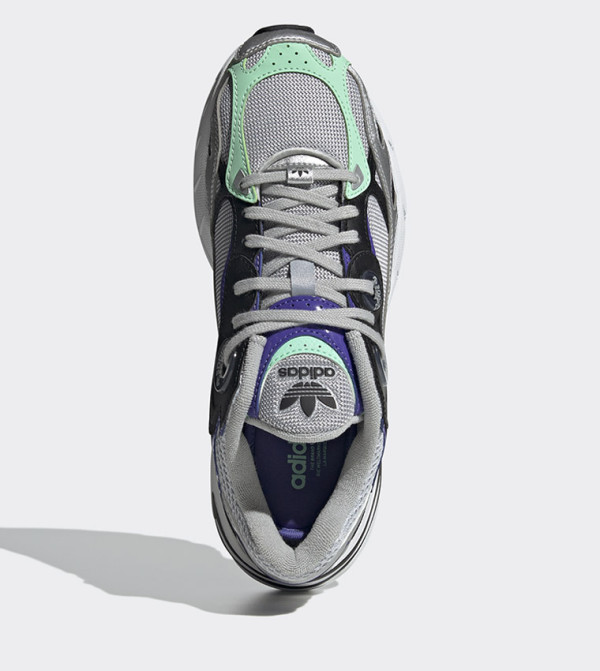 Adidas Sports - Silver Low Top