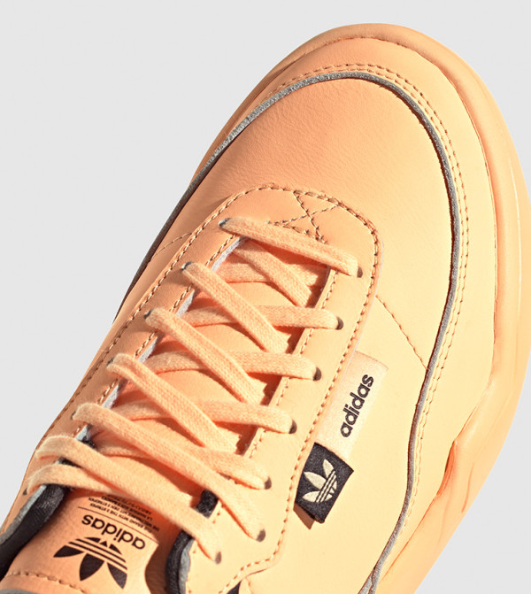 Adidas shoes adidas - Orange Walking Shoes