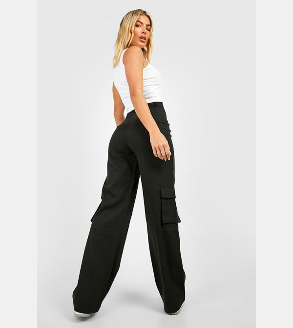 boohoo  Cargos - Black Cargos