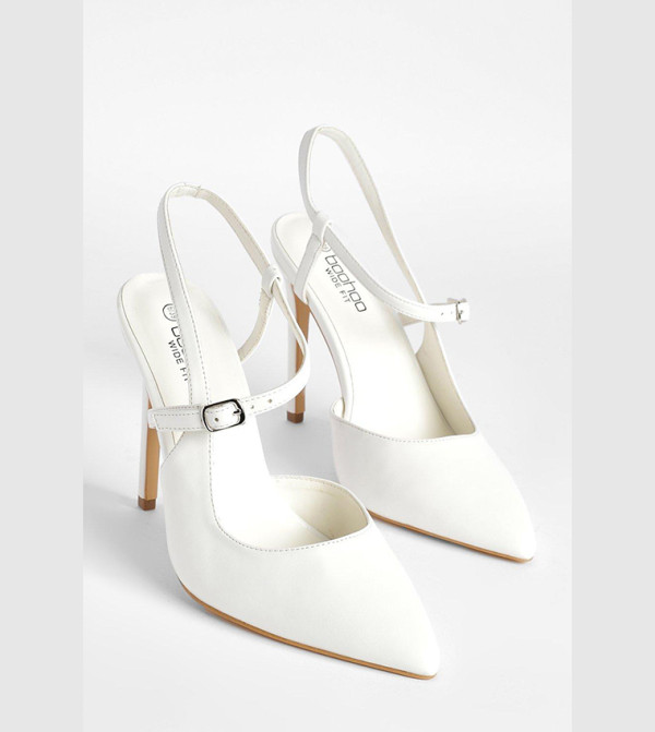 boohoo  workwear - White Pumps