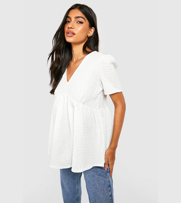boohoo  Maternity Clothing - White Tops & T-shirts