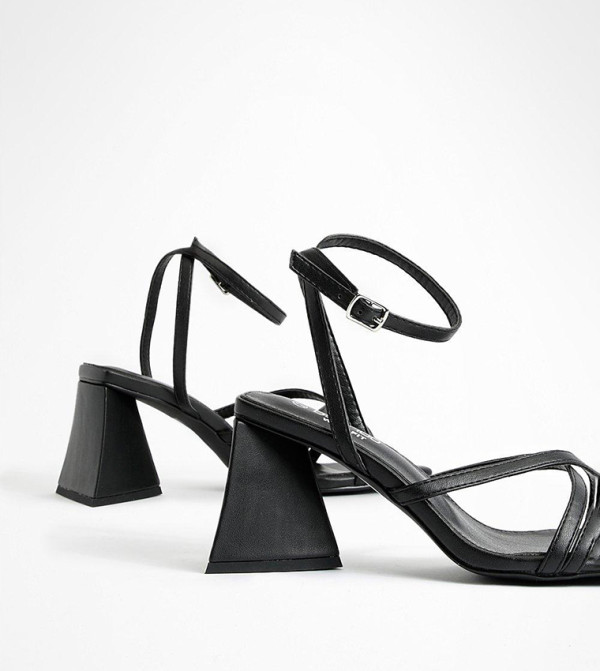 boohoo - Black Heeled Sandals