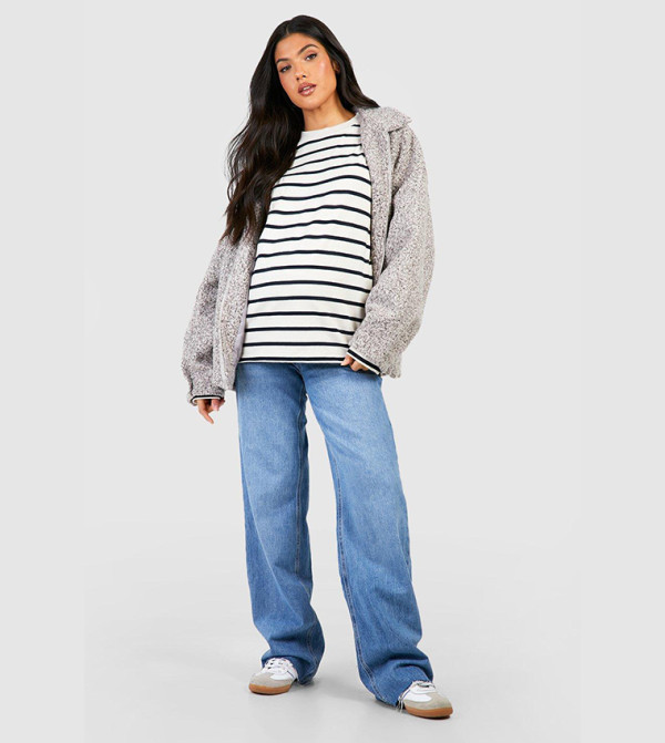boohoo  Maternity Clothing - Black Tops & T-shirts