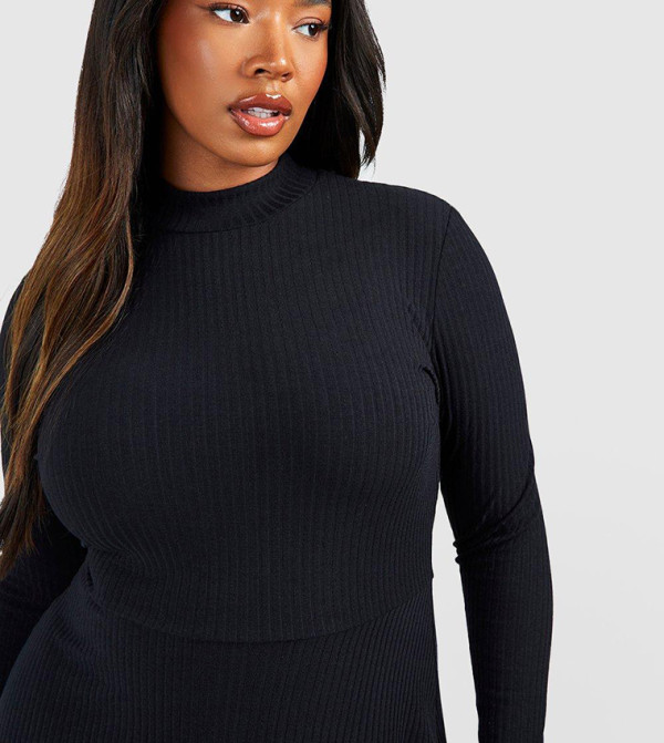 boohoo Plus Size - Black Dresses