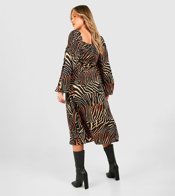 بوهو - اوتليت مقاس كبير - بني فساتين