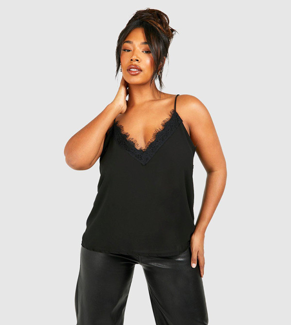 boohoo  Plus Size - Black Tops & T-shirts