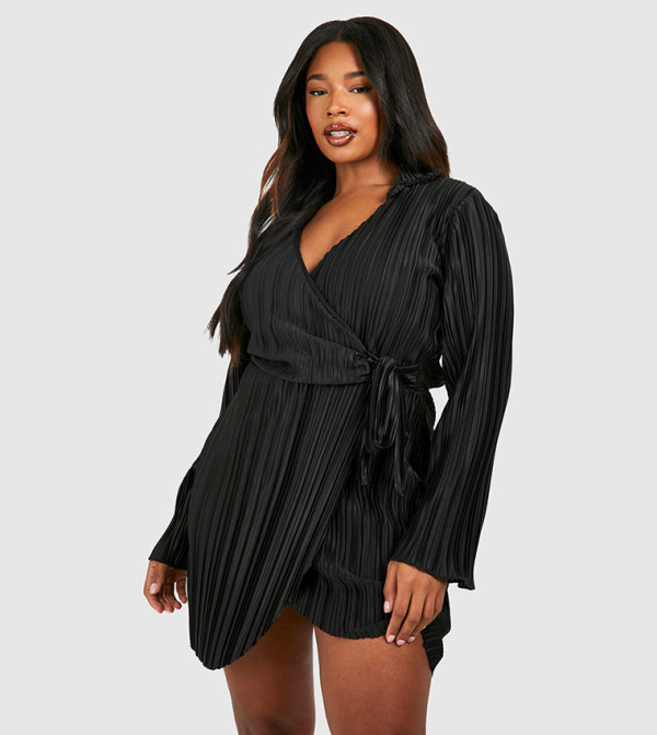 boohoo  Plus Size - Black Dresses