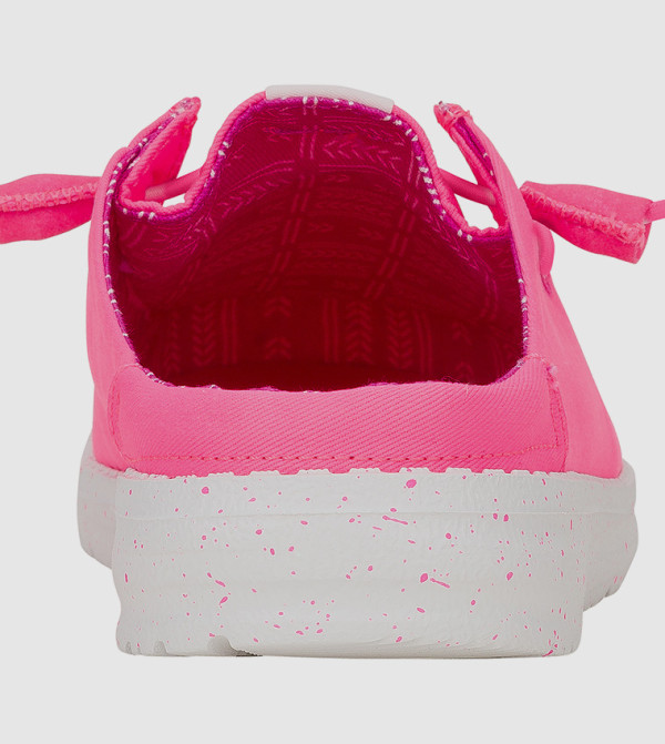 HEY DUDE HEY DUDE - Pink Casual Slip-ons