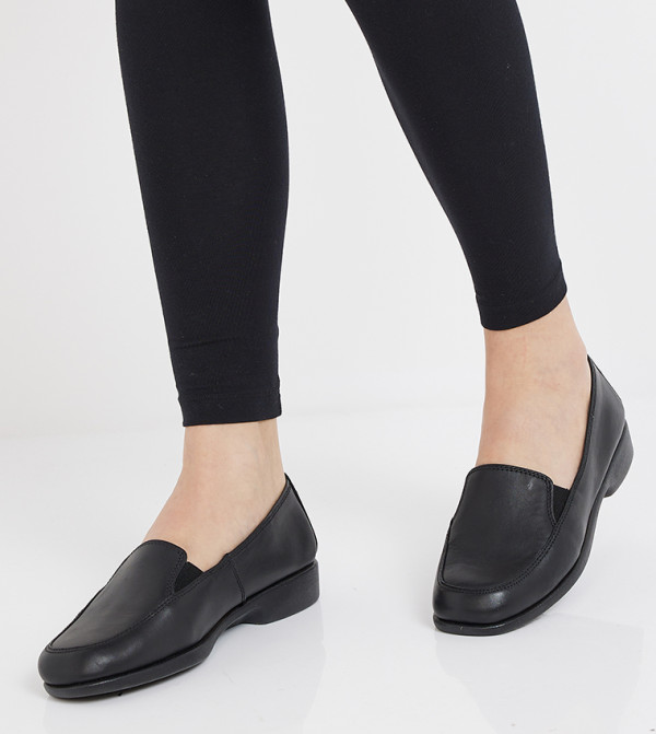 Hush Puppies Hush Puppies - BLACK undefined