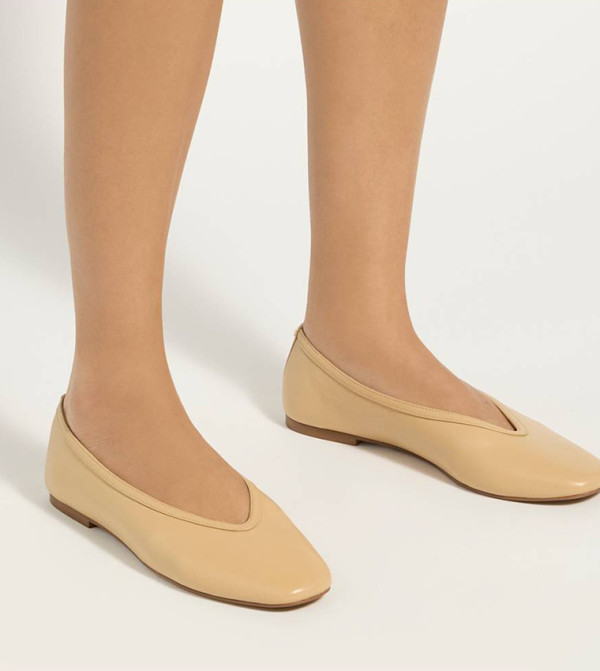 Dune London Ballerinas - Camel undefined