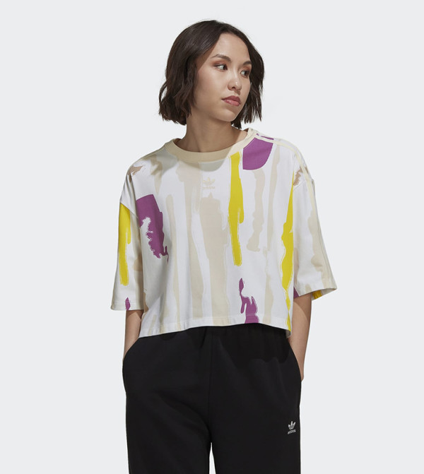 اديداس Athleisure BTU - بيج T-shirts