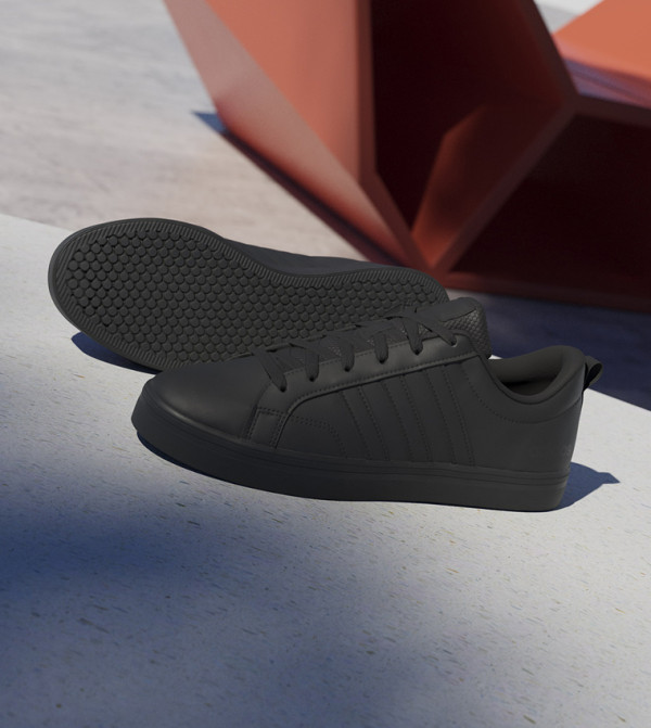 اديداس  أحذية سنيكرز - أسود أحذية برقبة منخفضة 