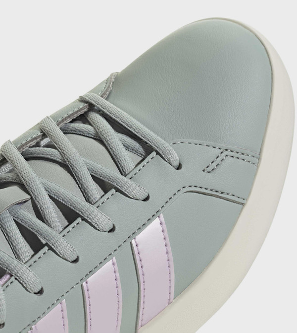 Adidas  - Green Low Top