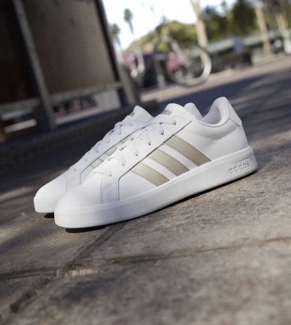 Adidas  - White Low Top
