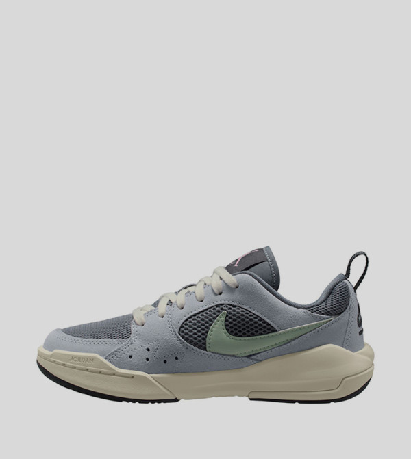 Nike  Footwear - Grey Running & Training