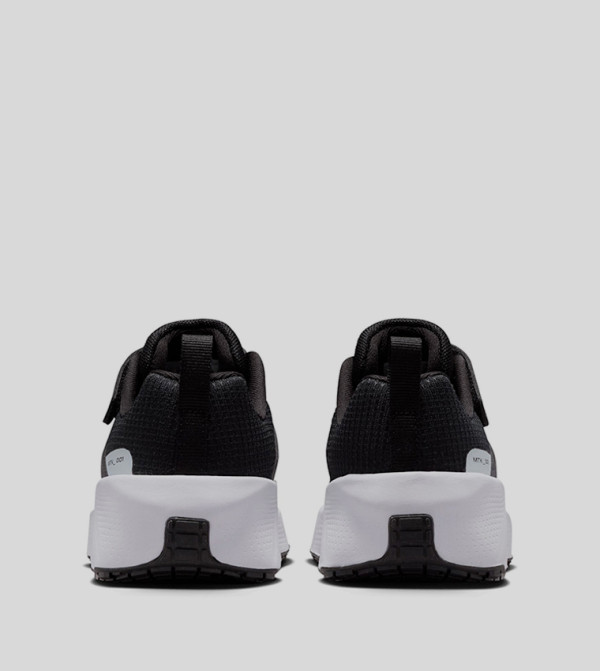 Nike Nike - Black Low Top