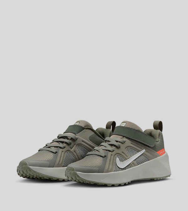 Nike Nike - Light Green Low Top