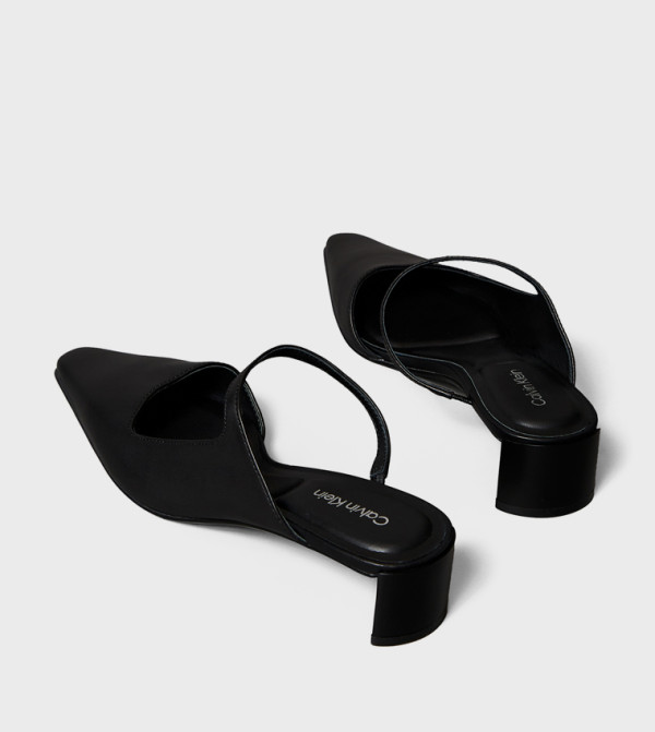 Calvin Klein Calvin Klein - Black Pumps