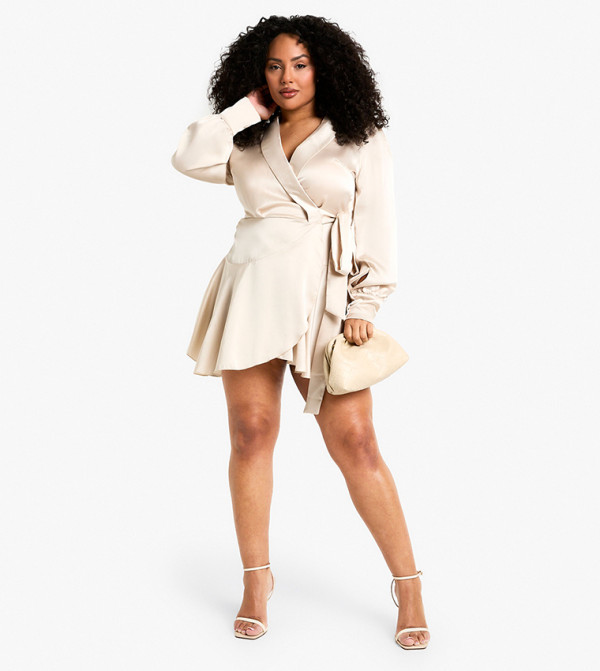 boohoo - Express  Plus Size - Beige Dresses