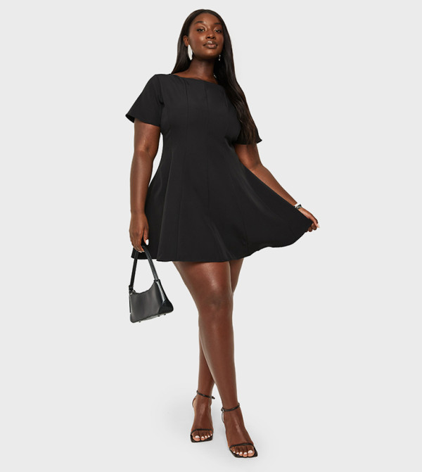 بوهو - اوتليت مقاس كبير - أسود فساتين