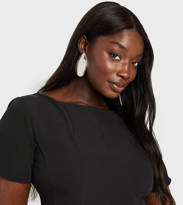 بوهو - اوتليت مقاس كبير - أسود فساتين