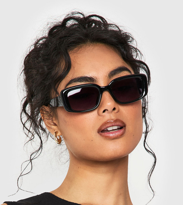 boohoo Sunglasses - Black undefined
