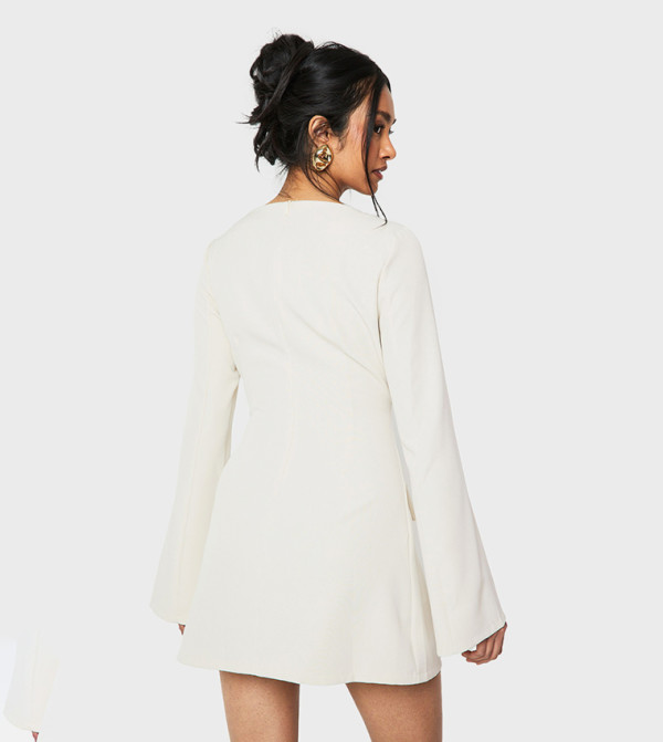 boohoo - Outlet  - Ecru Mini Dresses