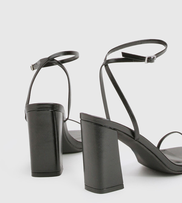 بوهو بوهو - أسود كعب