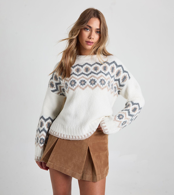 boohoo  Sweaters & Cardigans - Cream Round Neck Sweaters
