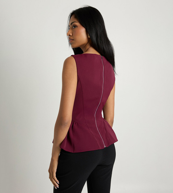 boohoo  Clothing - Red Sleeveless Tops