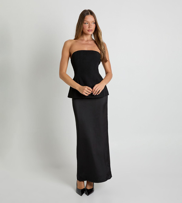 boohoo  Clothing - Black Maxi Dresses