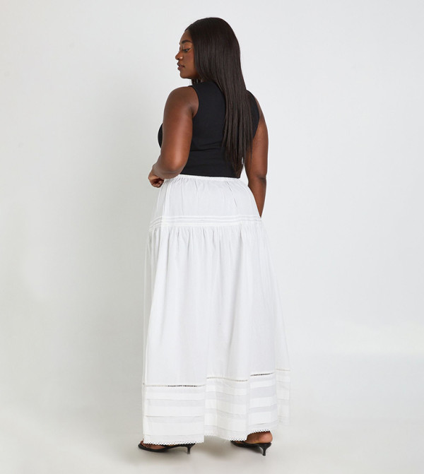 بوهو  تنانير طويلة - أبيض Maxi Skirts