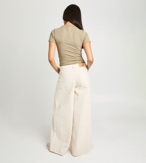بوهو  ساق واسعة - أوف وايت  Wide Leg Jeans