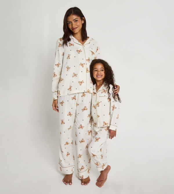 boohoo  Top & Pyjama Sets - Cream Top & Pyjama Sets