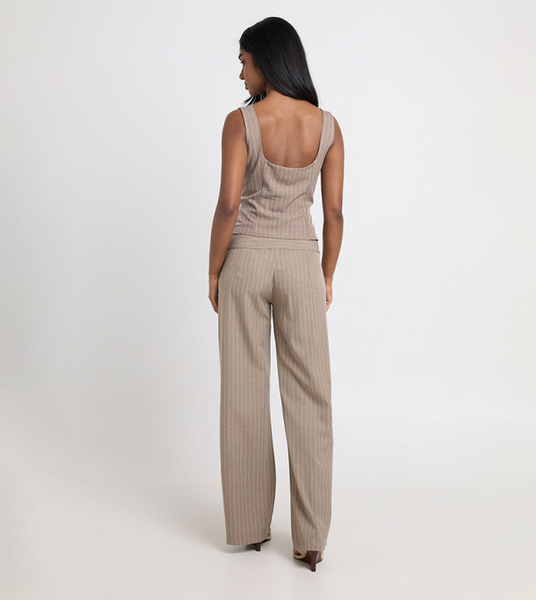 boohoo  summer-tailoring - Beige Sleeveless Tops