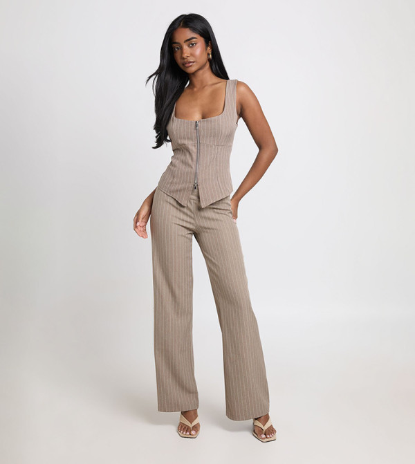 boohoo  summer-tailoring - Beige Sleeveless Tops